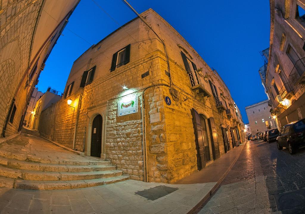 Le Stanze Di Corteinfiore Trani Bagian luar foto
